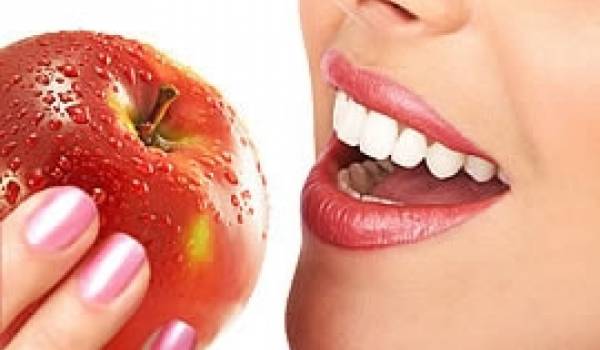 Ishrana za zdrave zube: saveti šta treba jesti za lepe i bele zube
